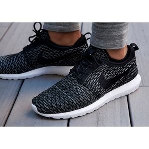 Nike Roshe Fkyknit sneakers